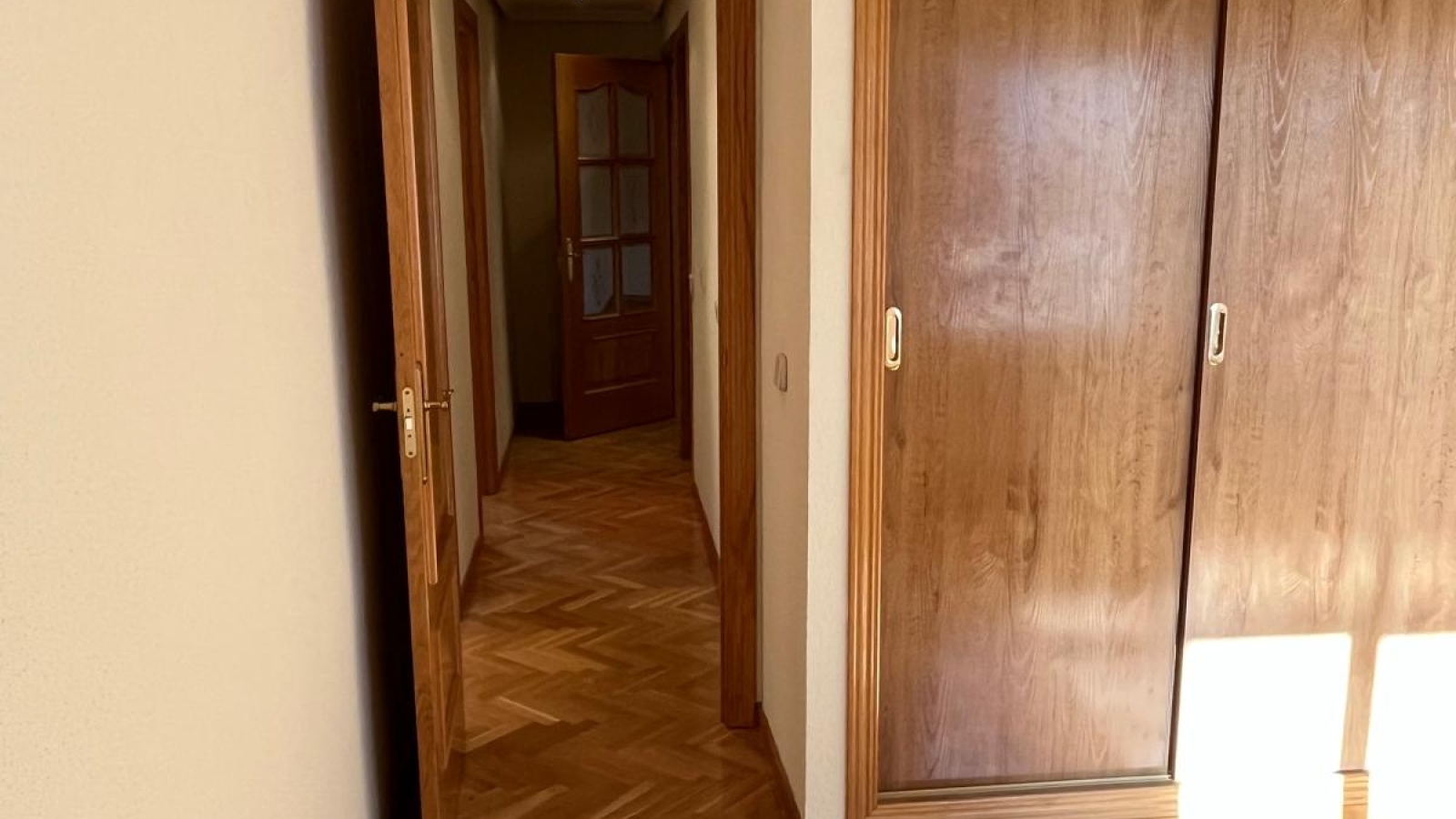 Av. El Ferrol, 3 Habitaciones Habitaciones, ,2 BathroomsBathrooms,Vivienda,En Venta,Av. El Ferrol,10,1161