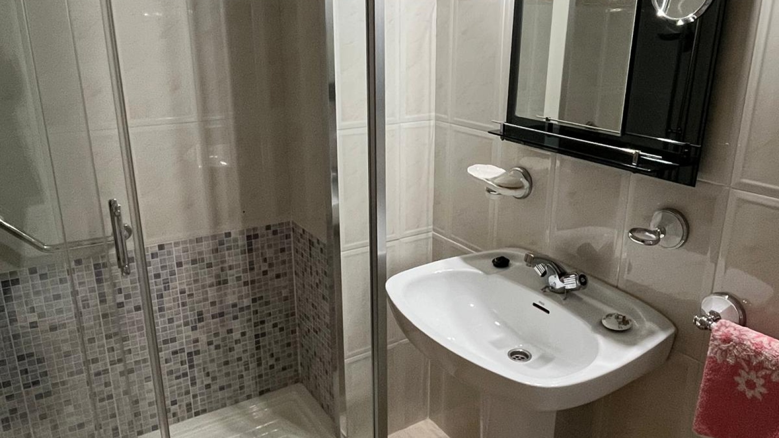 Calle Ribadavia 12, 3 Habitaciones Habitaciones, 0 ,2 BathroomsBathrooms,Vivienda,En Venta,Calle Ribadavia 12,2,1163